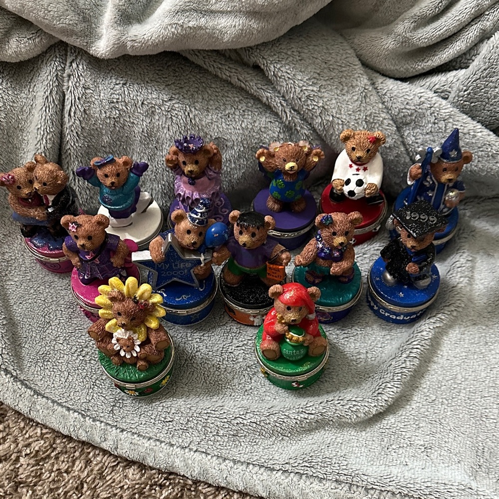 Claire’s 1999 Collectible Bear Trinket Box Set